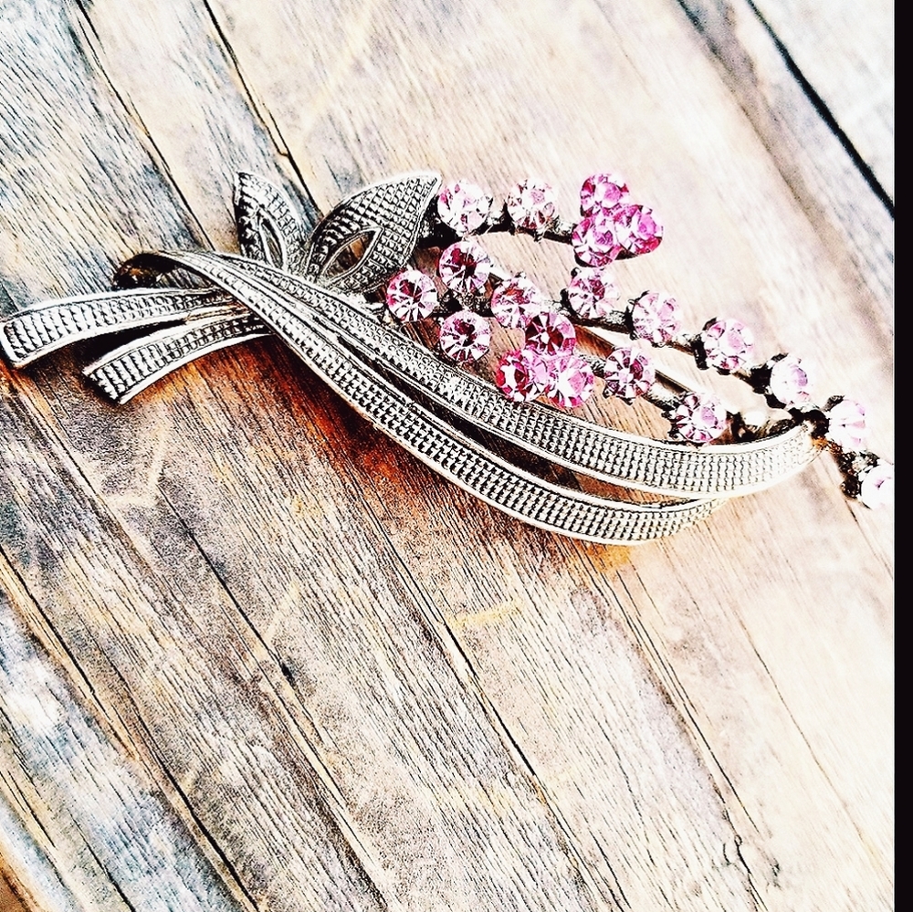 Vintage Two-Tone Pink Rhinestone Spring Brooch